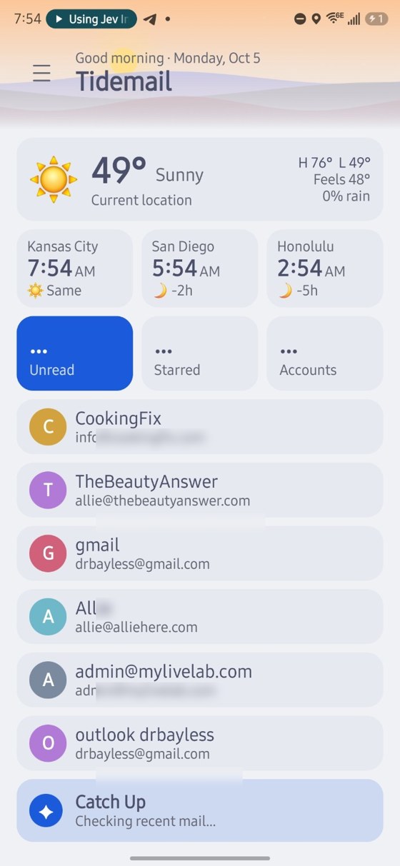 TideMail Android dashboard with weather, quick panels and account list