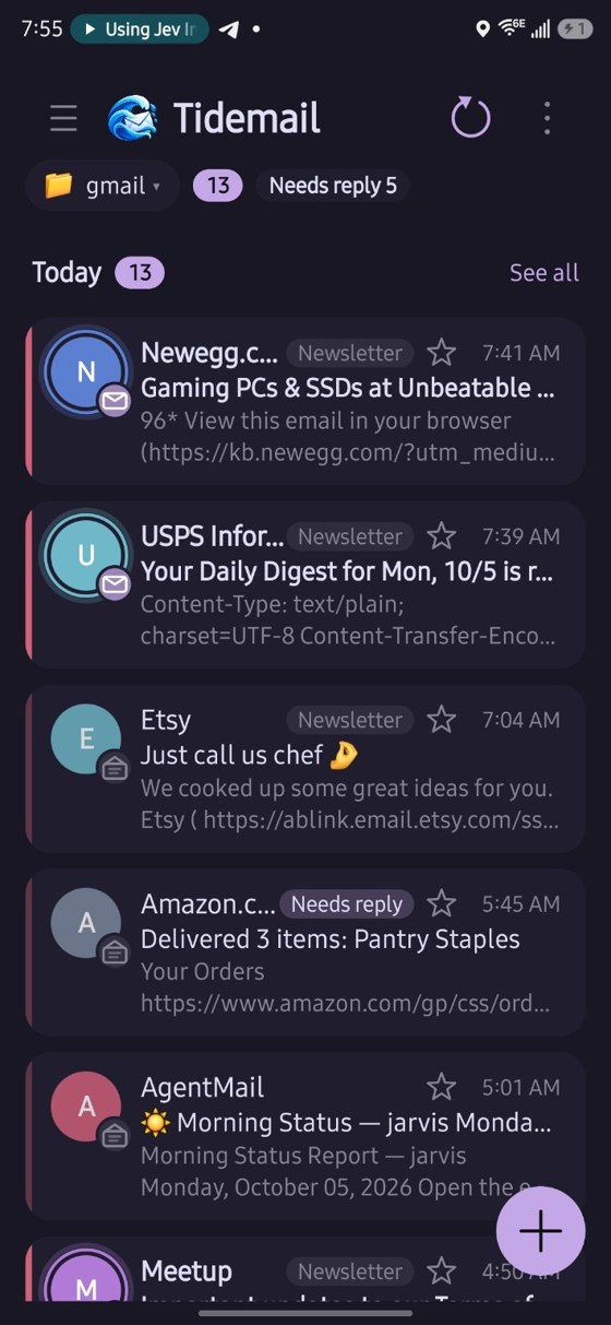TideMail Android inbox showing message cards, needs reply status and a floating compose button